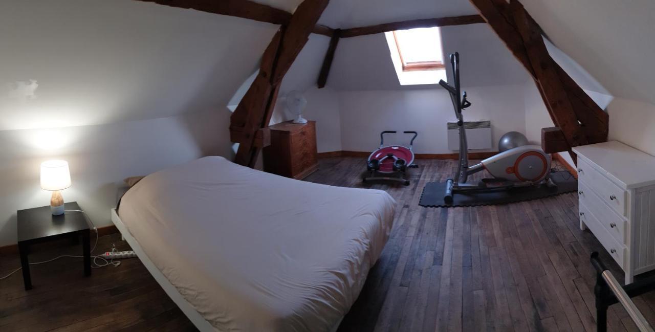 Appartement Agreable 1 A 4 Personnes Chaumont  Luaran gambar
