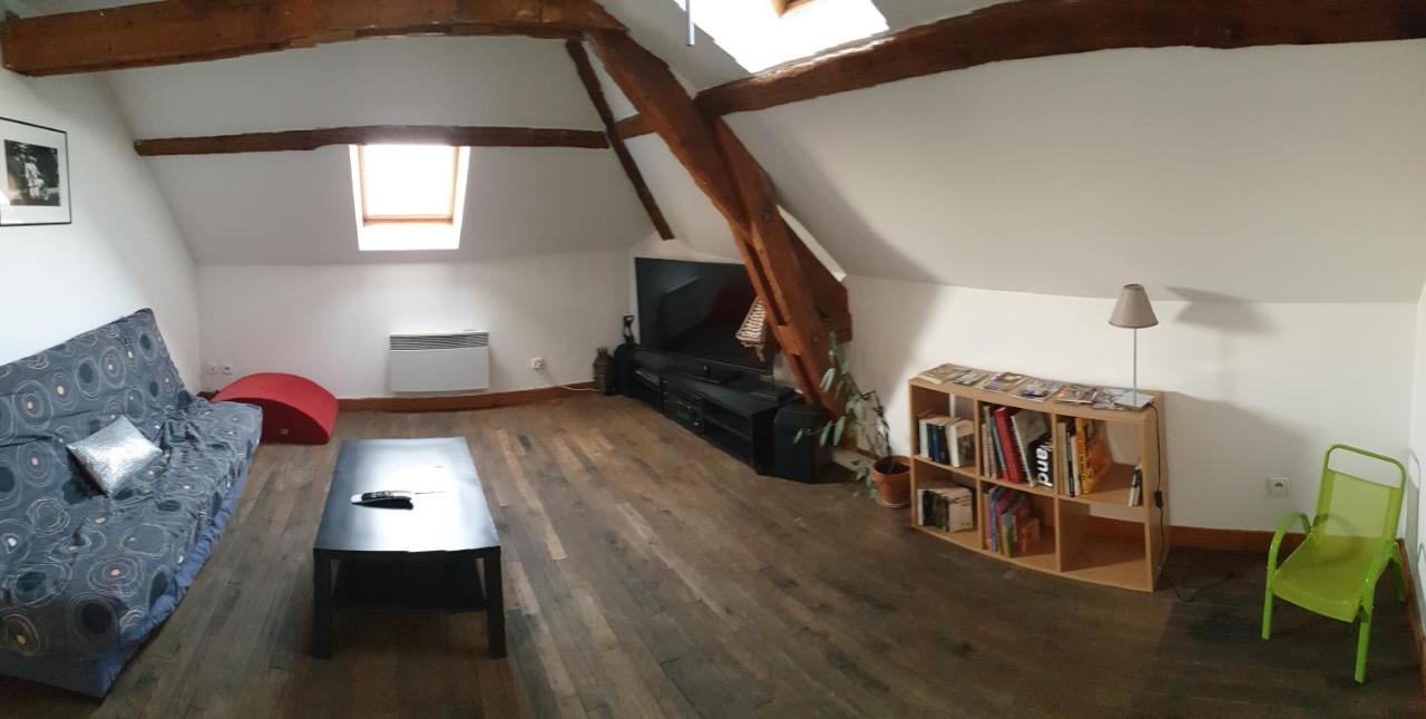 Appartement Agreable 1 A 4 Personnes Chaumont  Luaran gambar