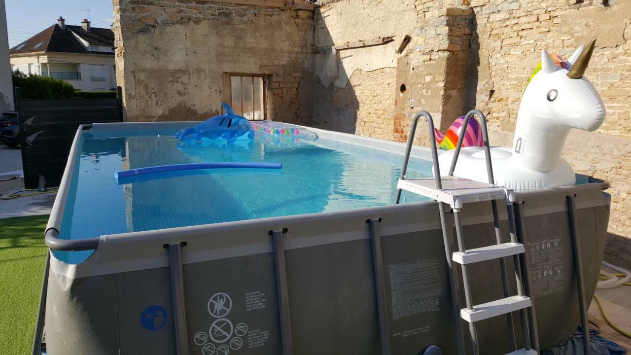 Appartement Agreable 1 A 4 Personnes Chaumont  Luaran gambar